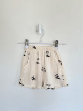 Zara Shorts 3 years Cream with palms