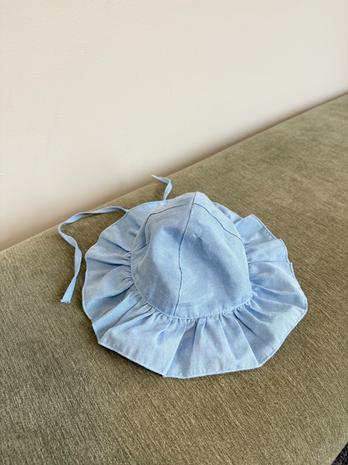 Badgley Mischka Hat 3-6 months Blue