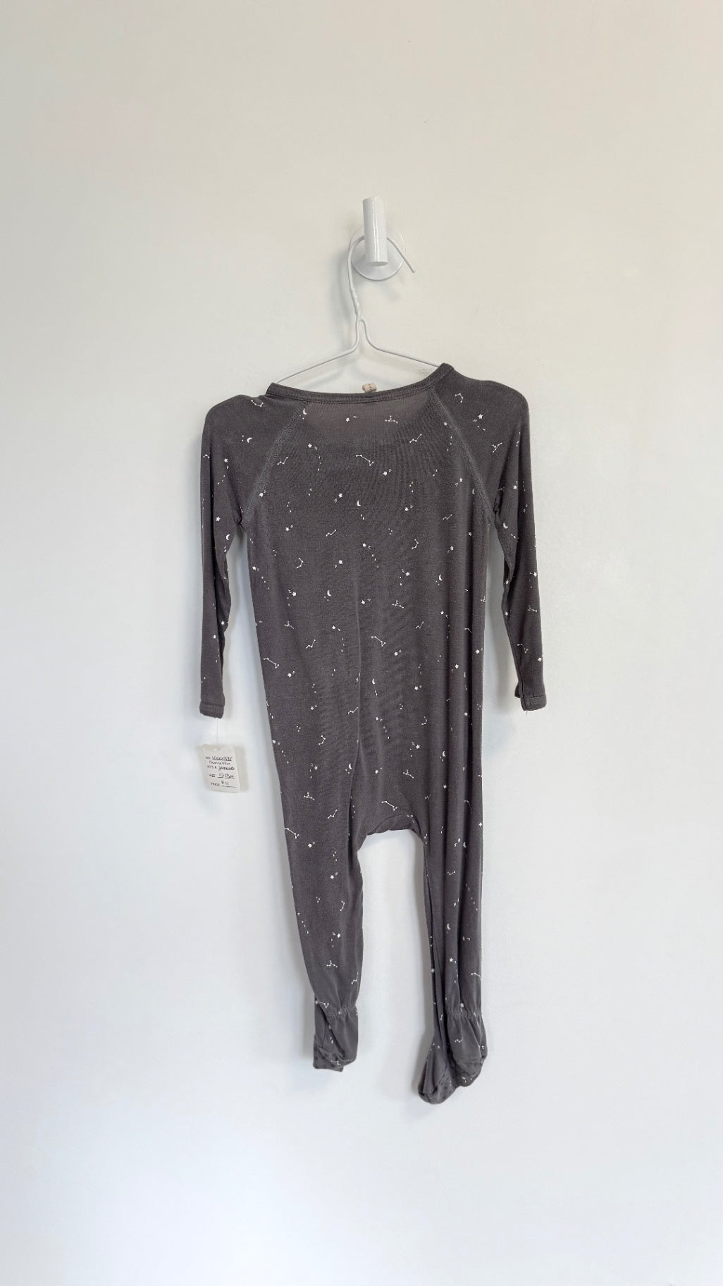 Quincy Mae Pajamas 12-18 months grey