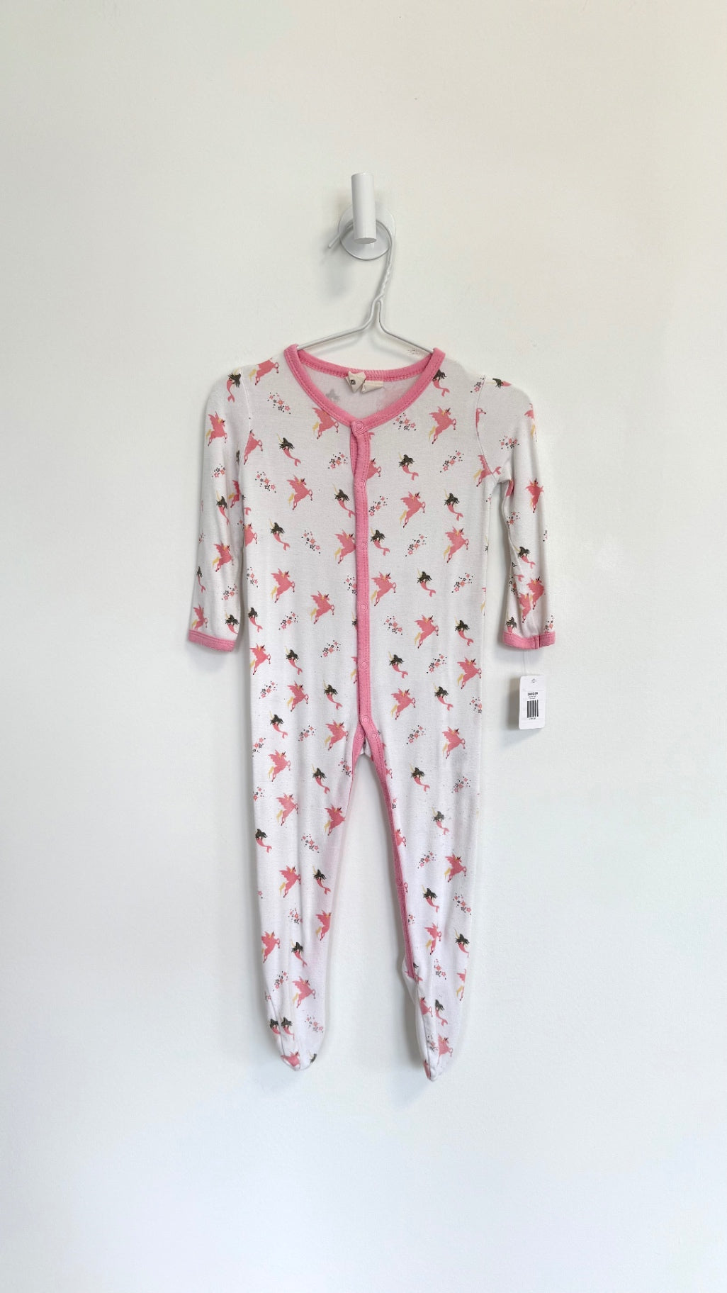 Kyte Pajamas 6-12 months white w/pink unicorns