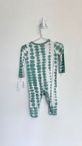 Kyte Pajamas 6-12 months green/white